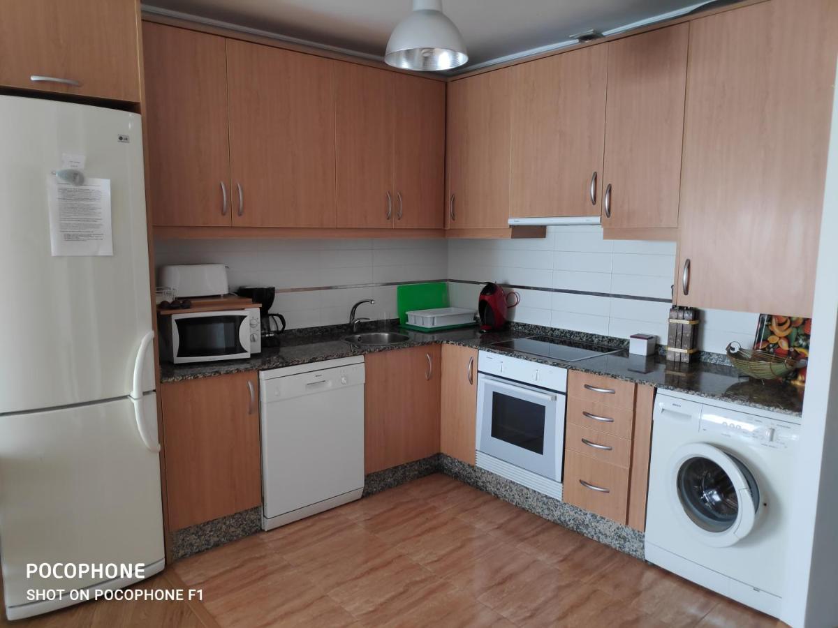 La Marina Apartment Рибадео Екстериор снимка