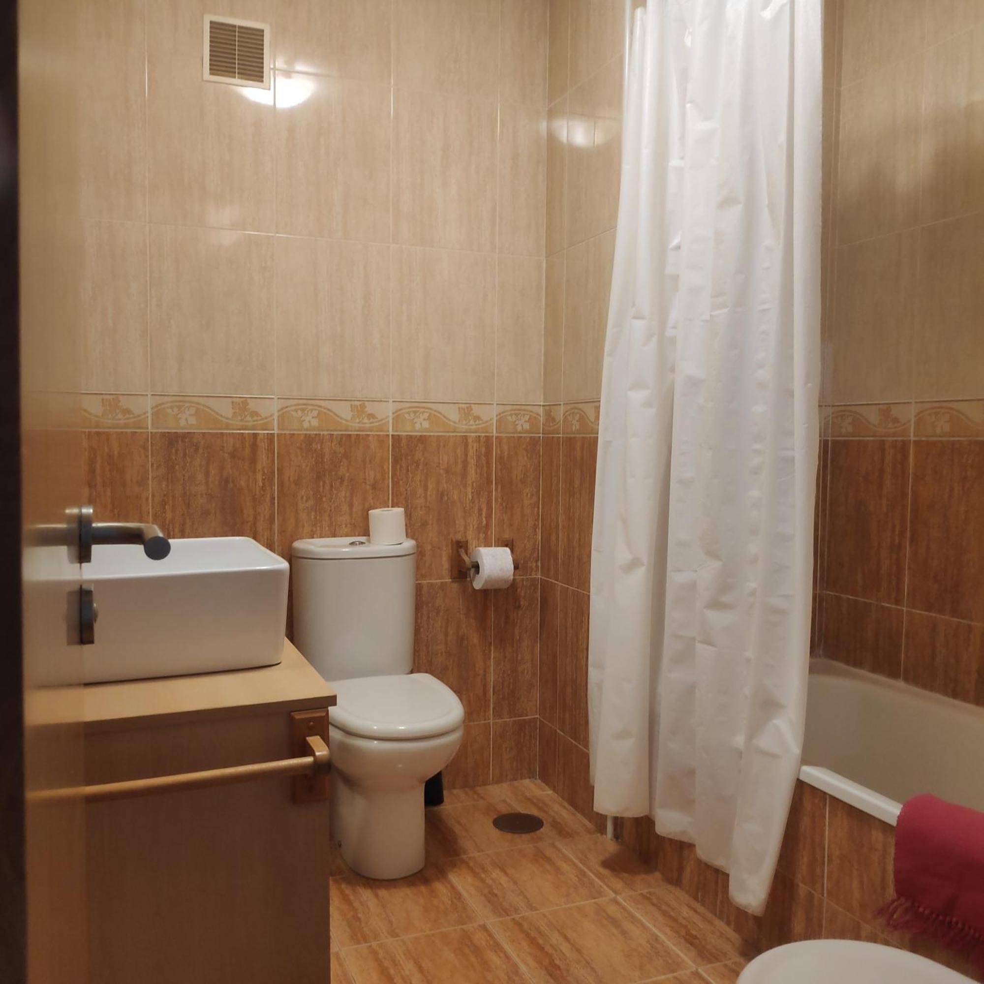 La Marina Apartment Рибадео Екстериор снимка