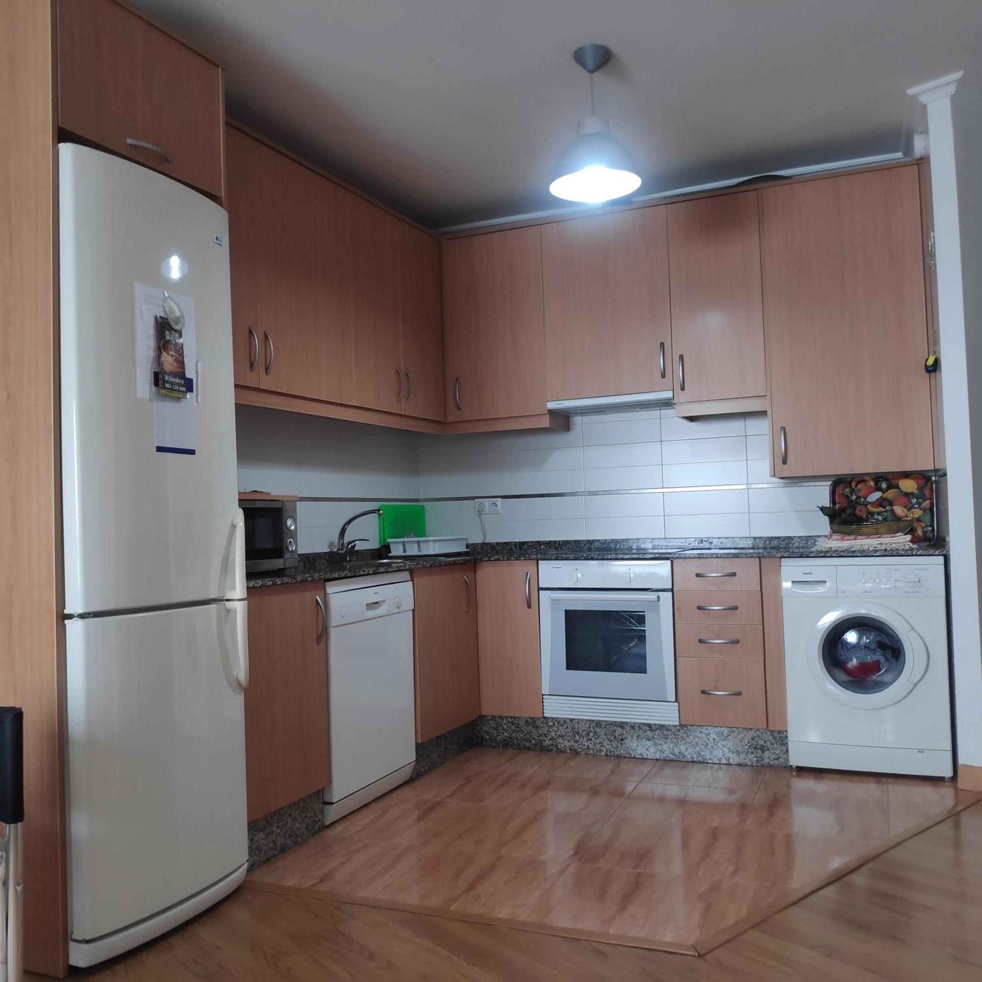 La Marina Apartment Рибадео Екстериор снимка